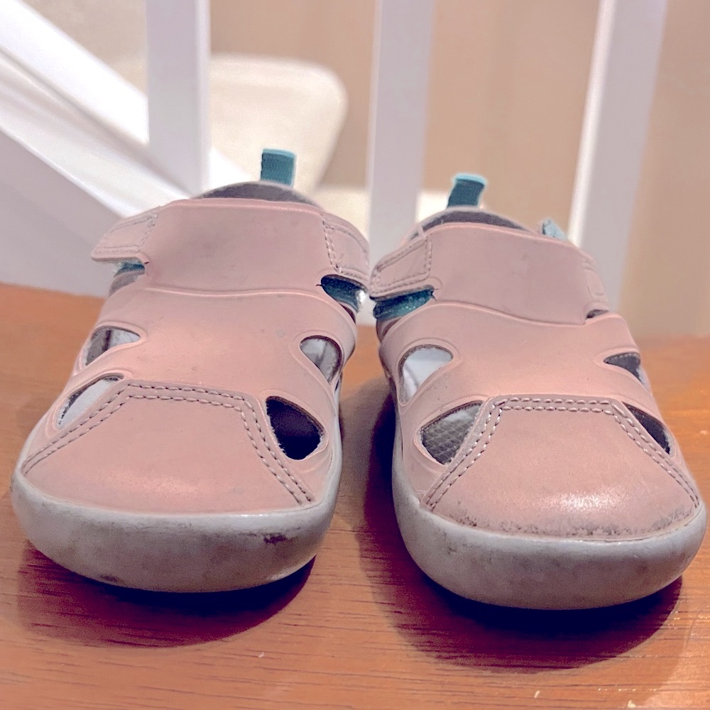 Ten Little Soft Pink Everyday Sandals Size 5.5 Toddler (Little Kids)